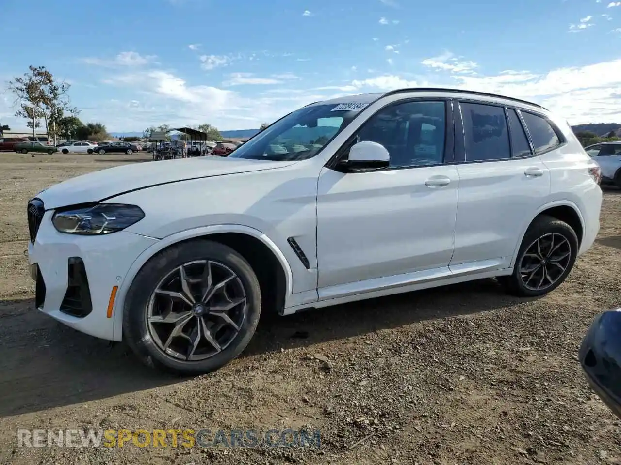 1 Photograph of a damaged car 5UX53DP0XR9T57400 BMW X3 2024