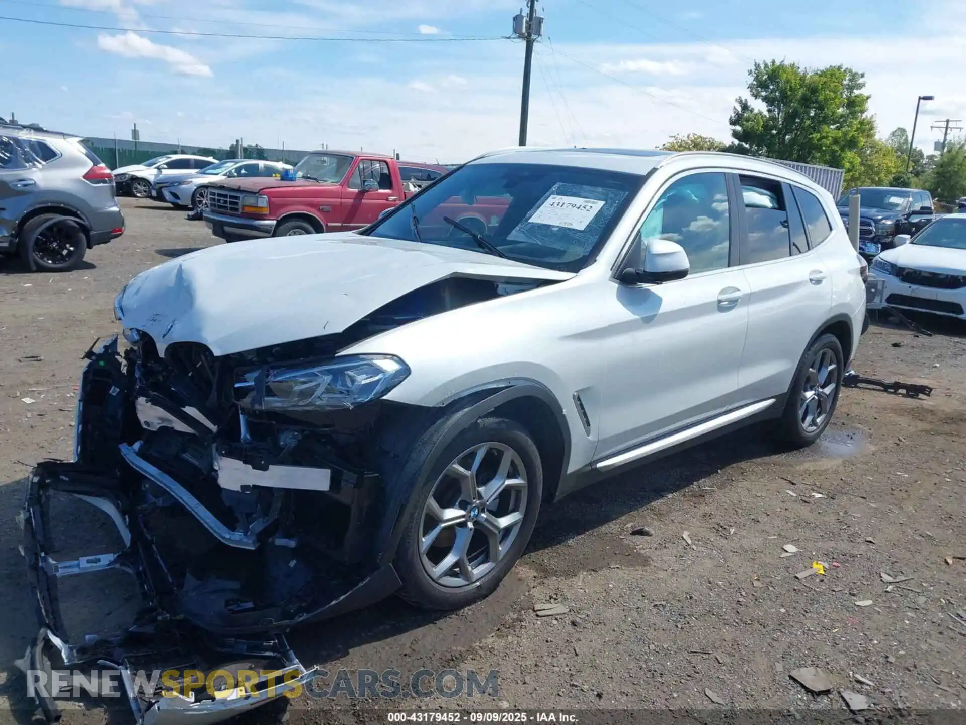 2 Photograph of a damaged car 5UX53DP0XR9U67878 BMW X3 2024