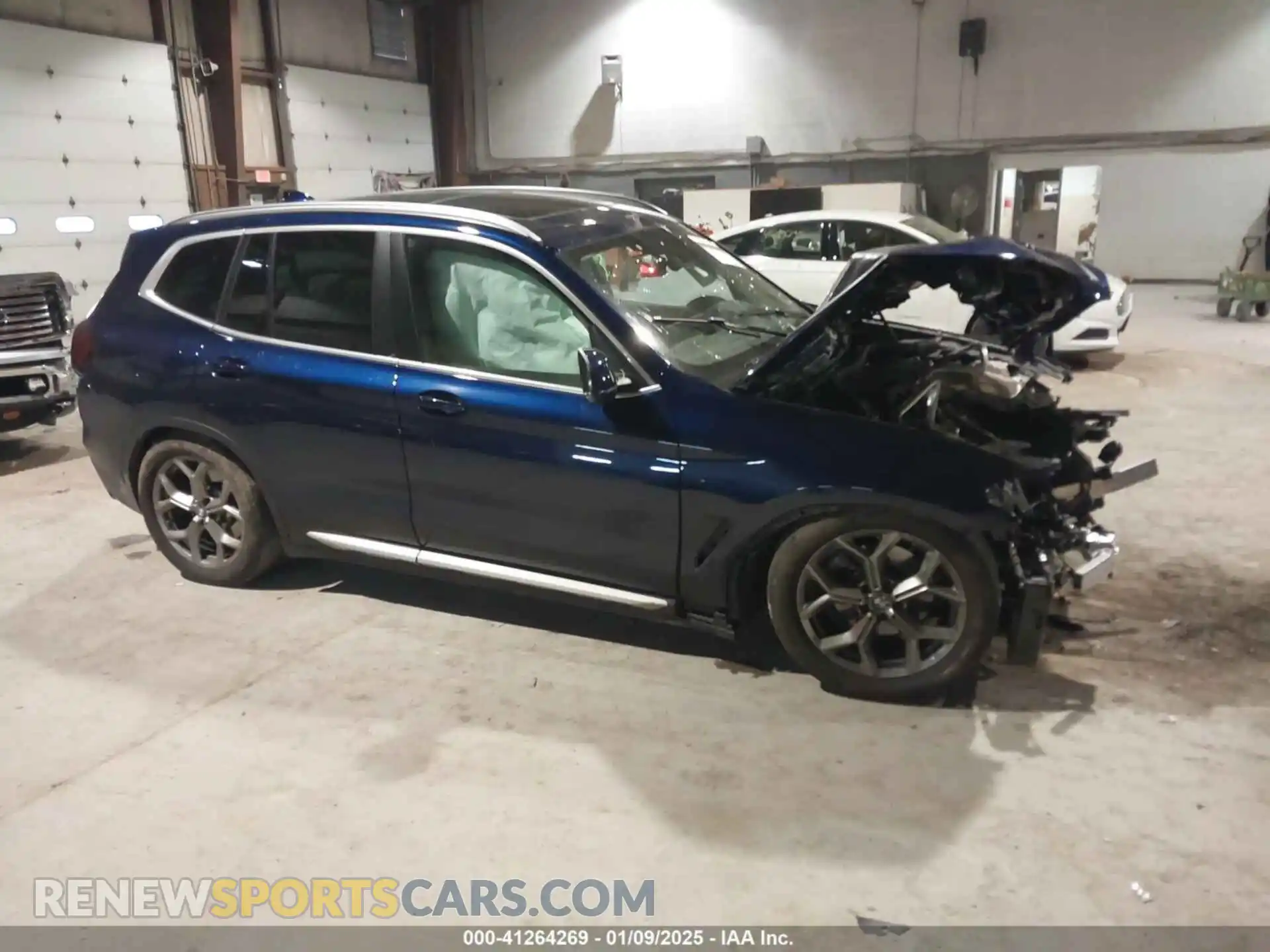 1 Photograph of a damaged car 5UX53DP0XR9U76113 BMW X3 2024