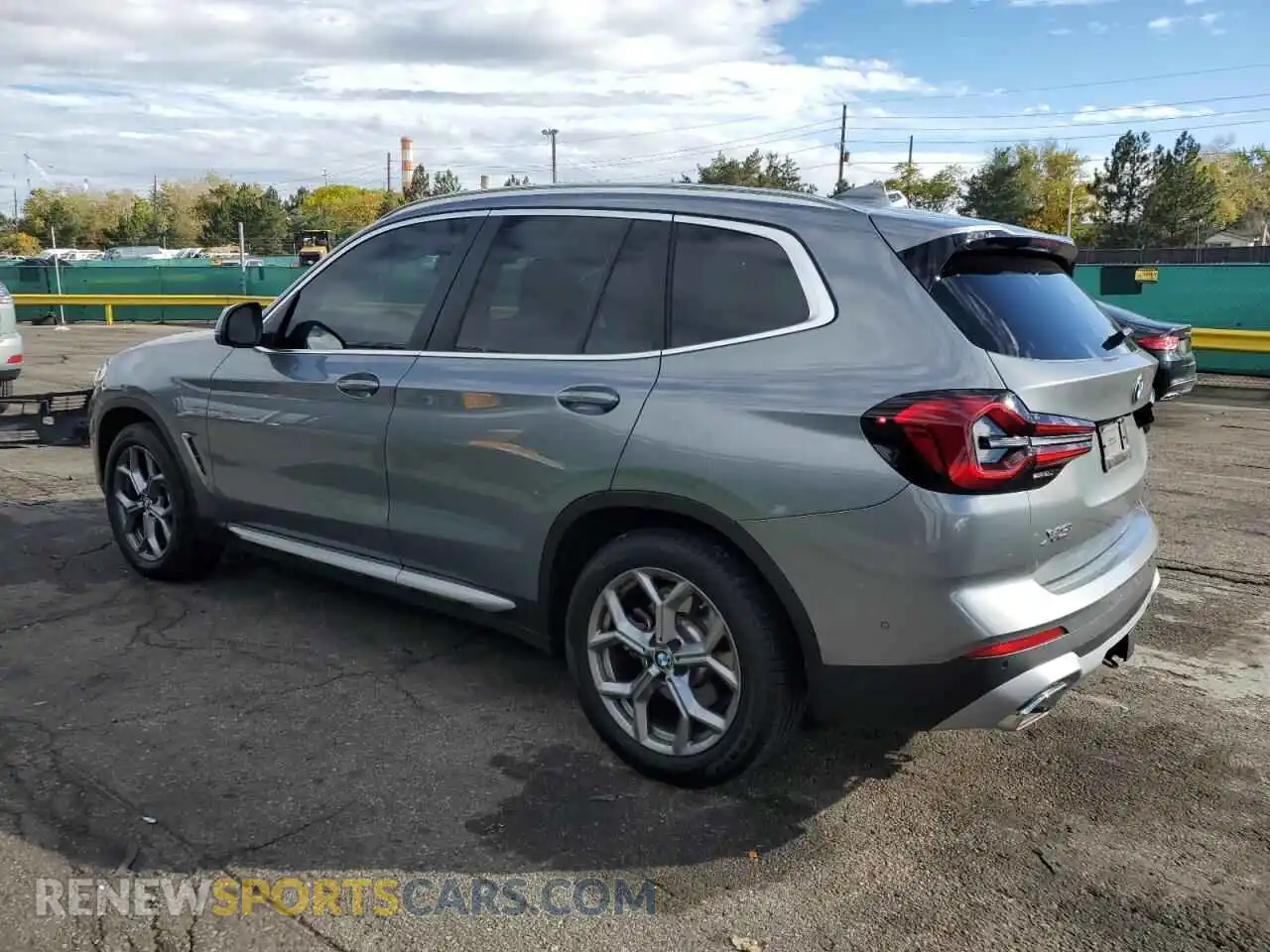 2 Photograph of a damaged car 5UX53DP0XR9W09355 BMW X3 2024