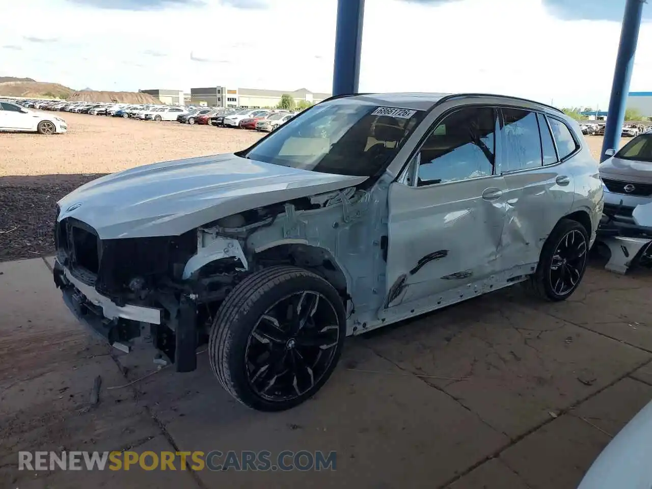 1 Photograph of a damaged car 5UX83DP04R9W61951 BMW X3 2024