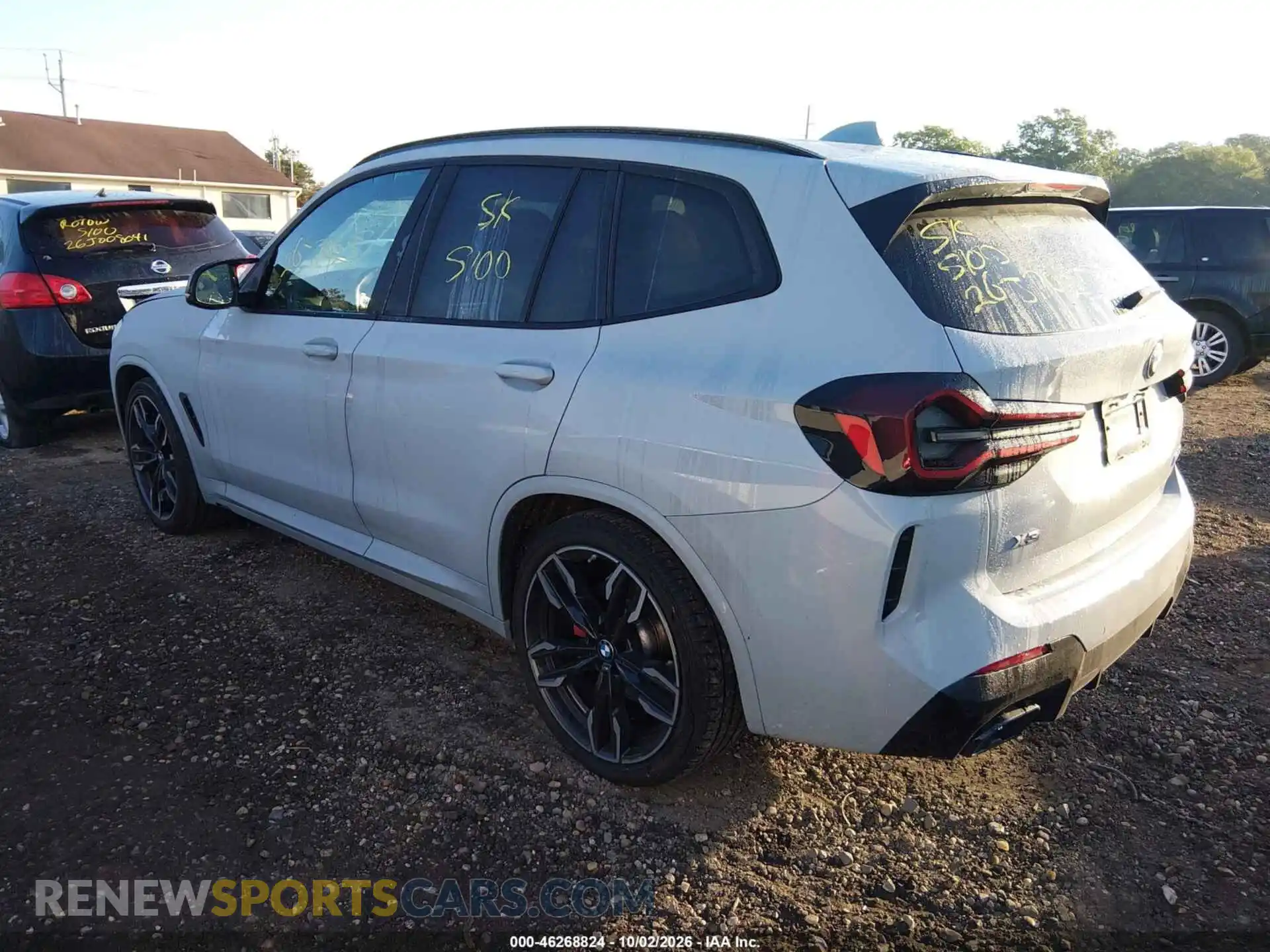 3 Photograph of a damaged car 5UX83DP06R9T58900 BMW X3 2024