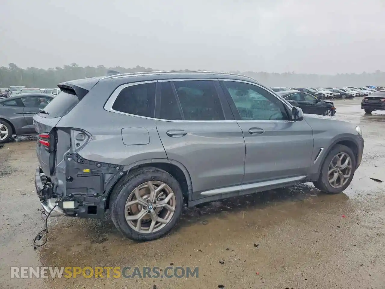 3 Фотография поврежденного автомобиля WBX47DP04RN306020 BMW X3 2024