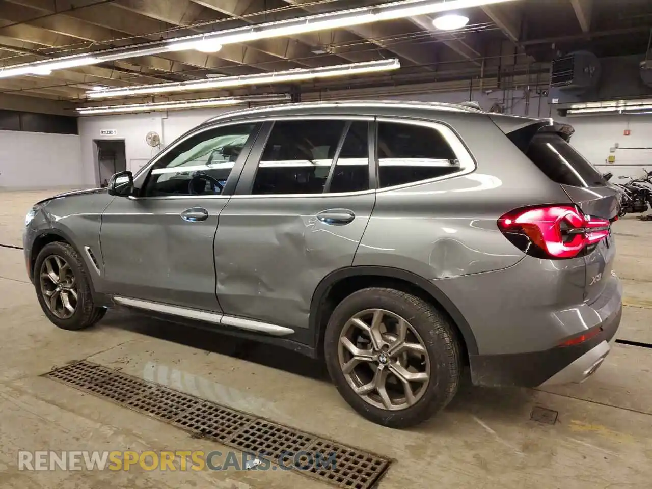 2 Photograph of a damaged car WBX57DP03RN291692 BMW X3 2024