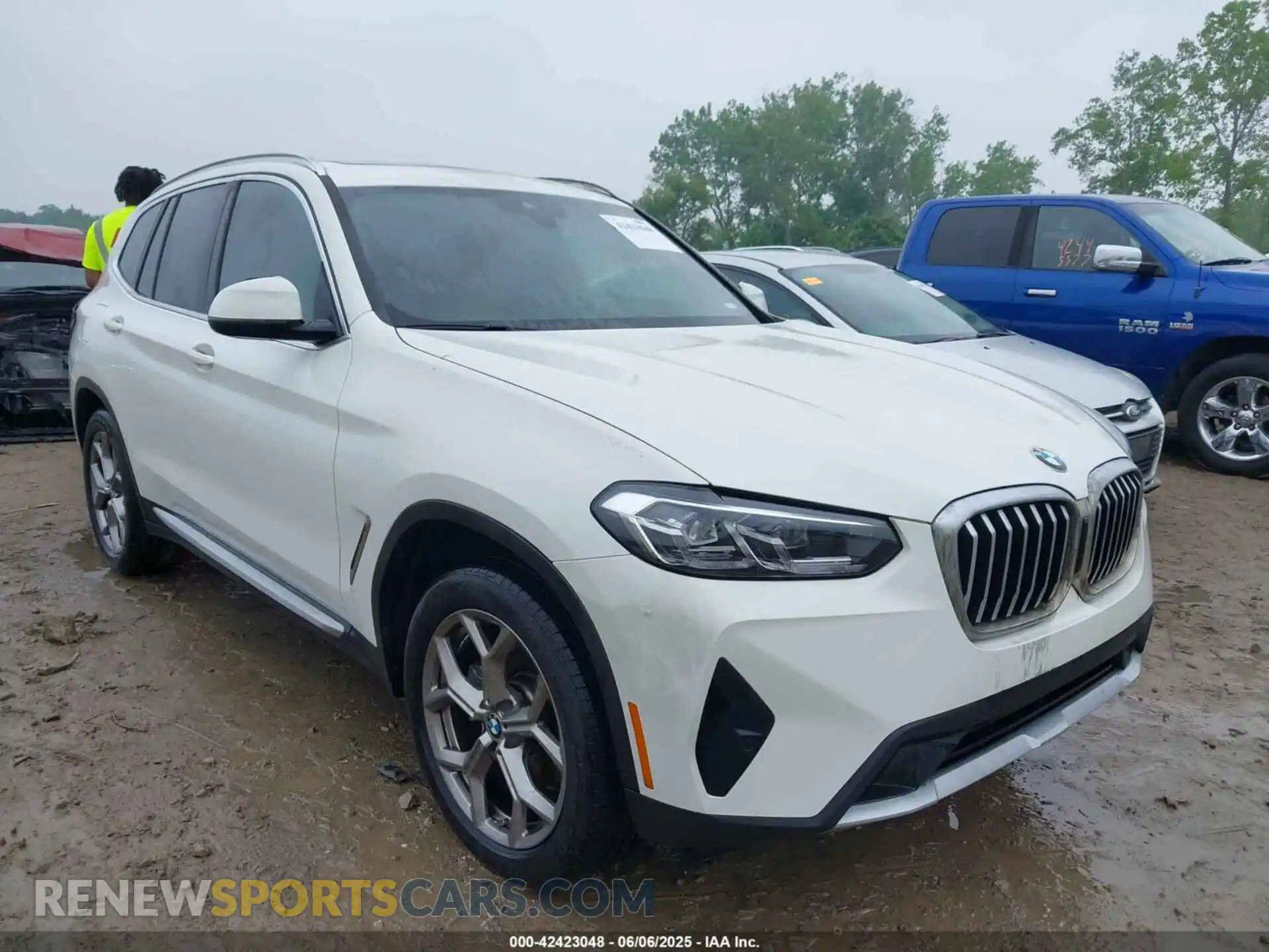 1 Photograph of a damaged car WBX57DP0XRN309430 BMW X3 2024