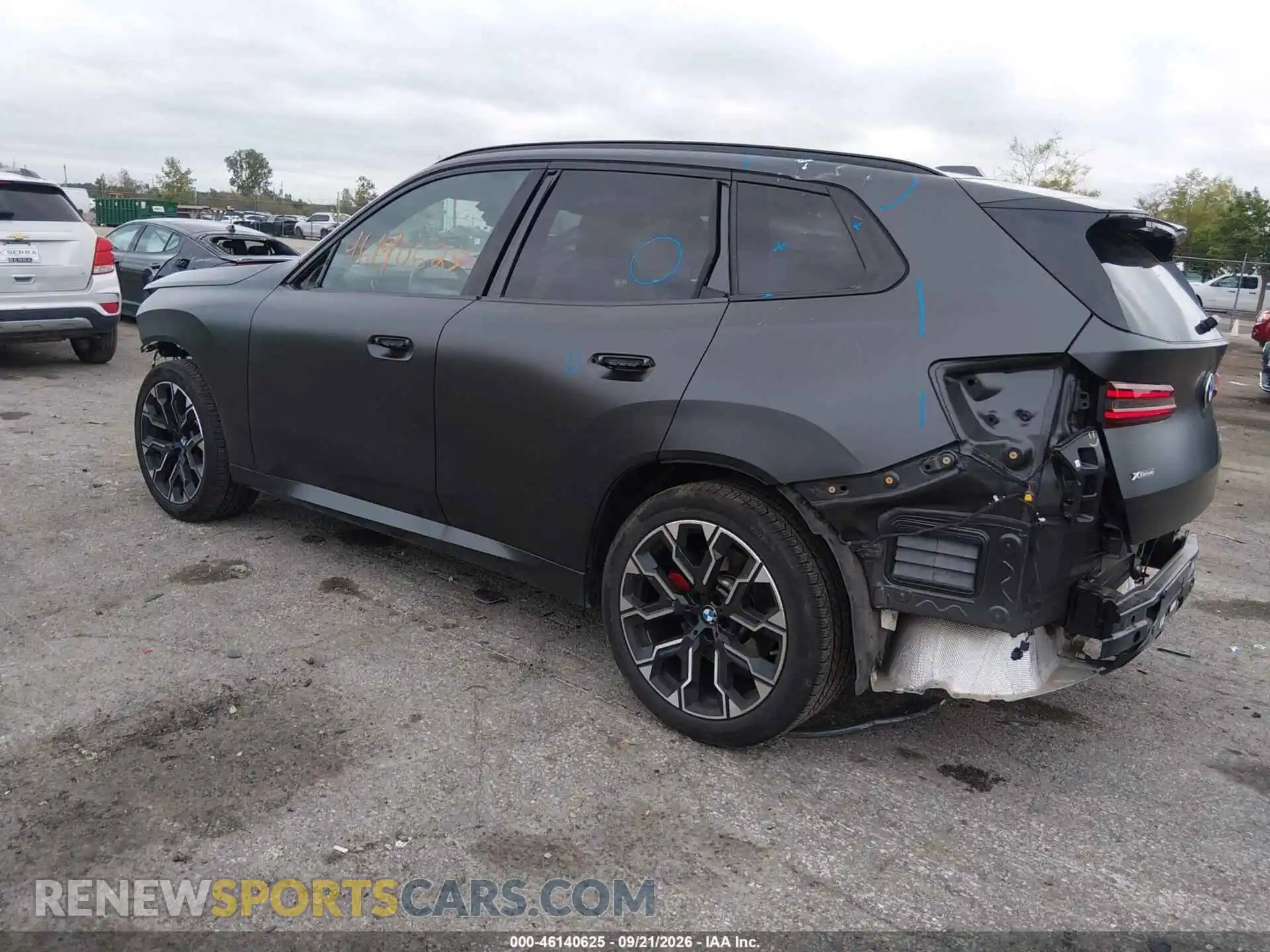 3 Photograph of a damaged car 5UX53GP00S9Z89166 BMW X3 2025