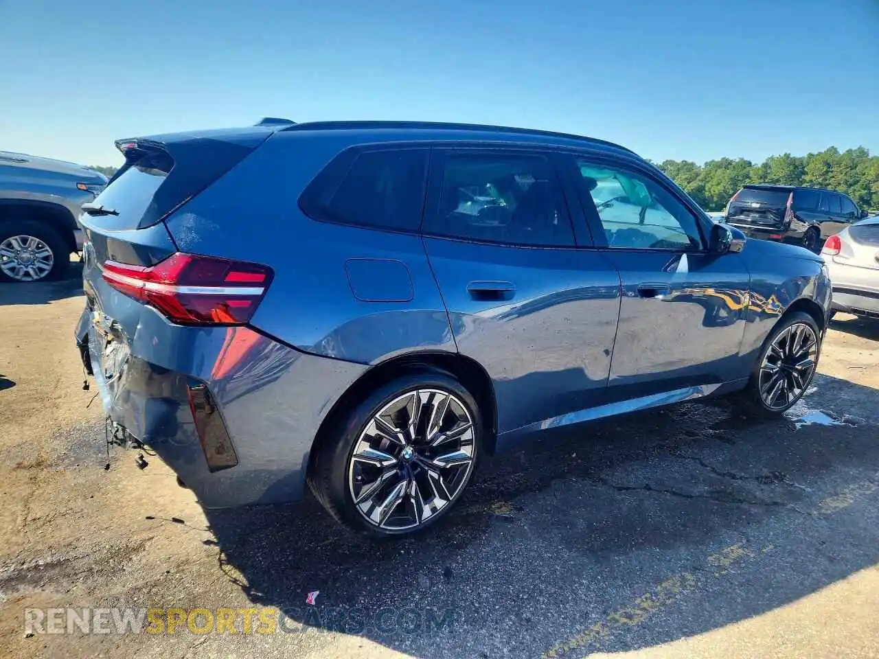 3 Photograph of a damaged car 5UX53GP02S9084928 BMW X3 2025