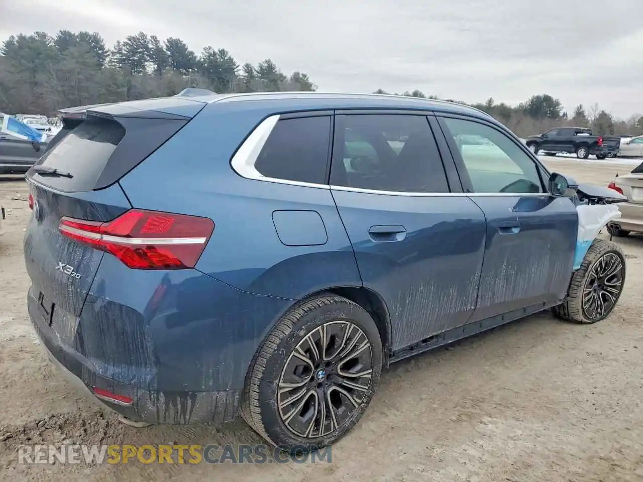 3 Photograph of a damaged car 5UX53GP03S9109884 BMW X3 2025