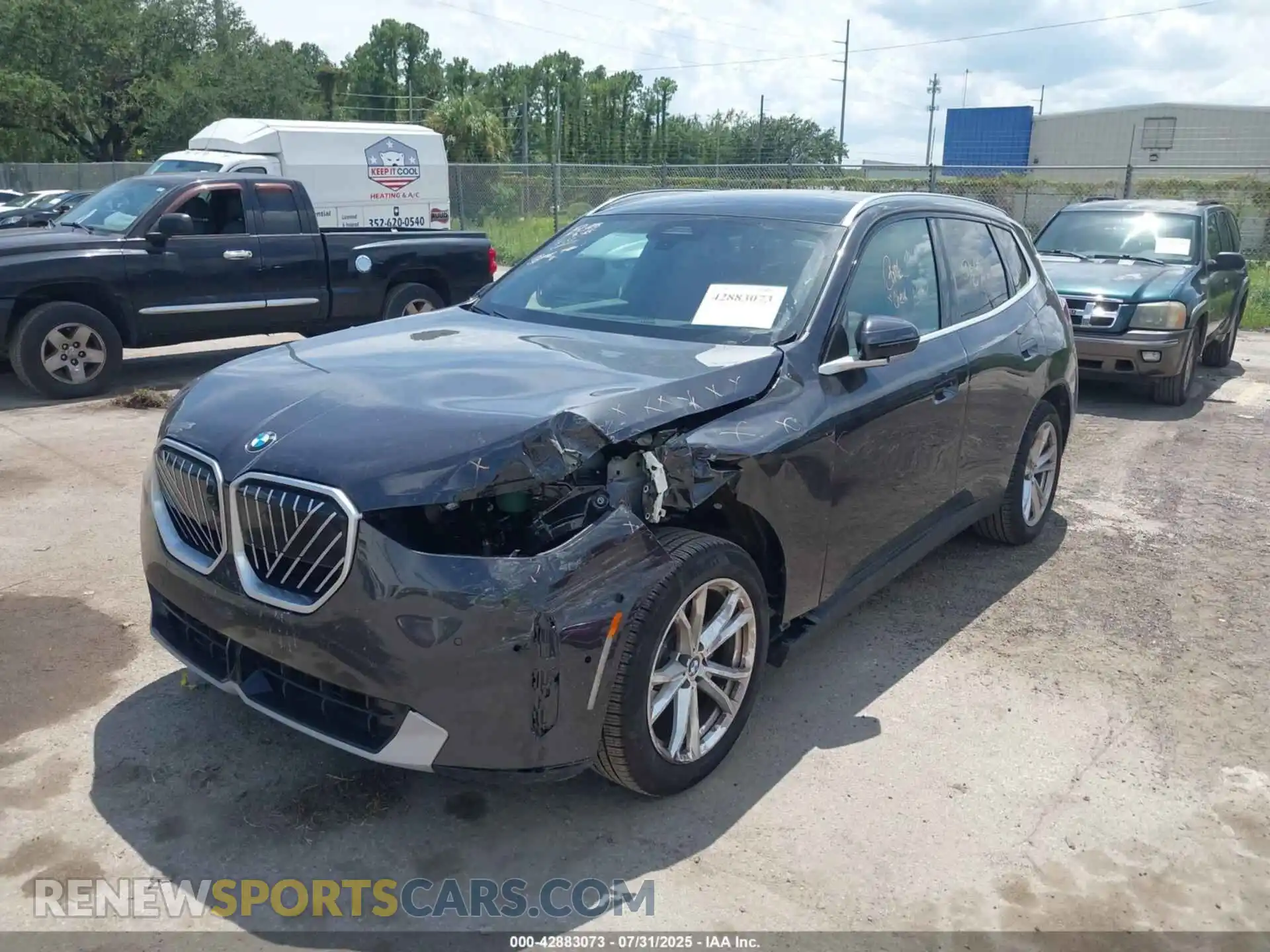 2 Фотография поврежденного автомобиля 5UX53GP03S9Z44917 BMW X3 2025