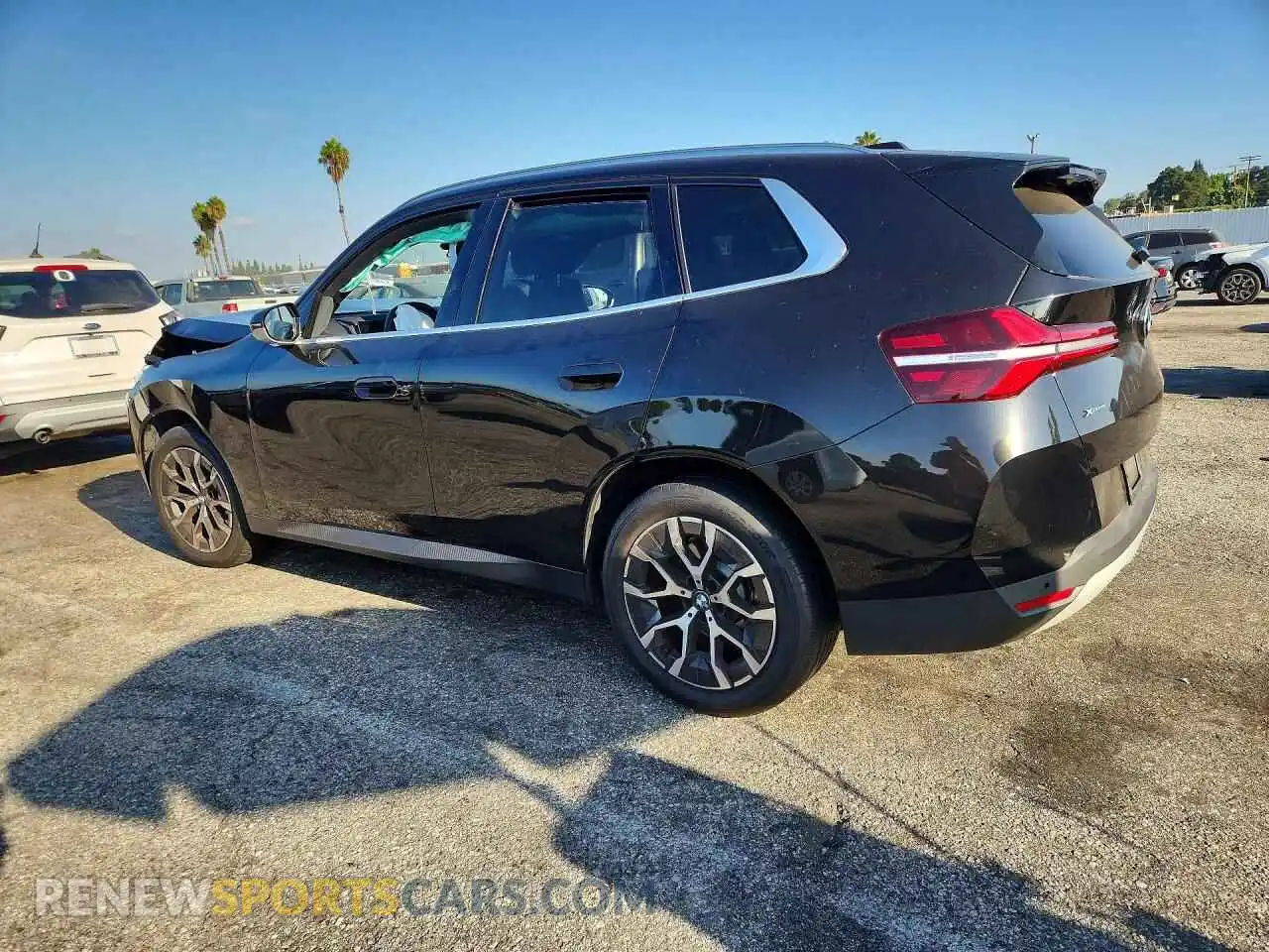 2 Photograph of a damaged car 5UX53GP03S9Z97729 BMW X3 2025