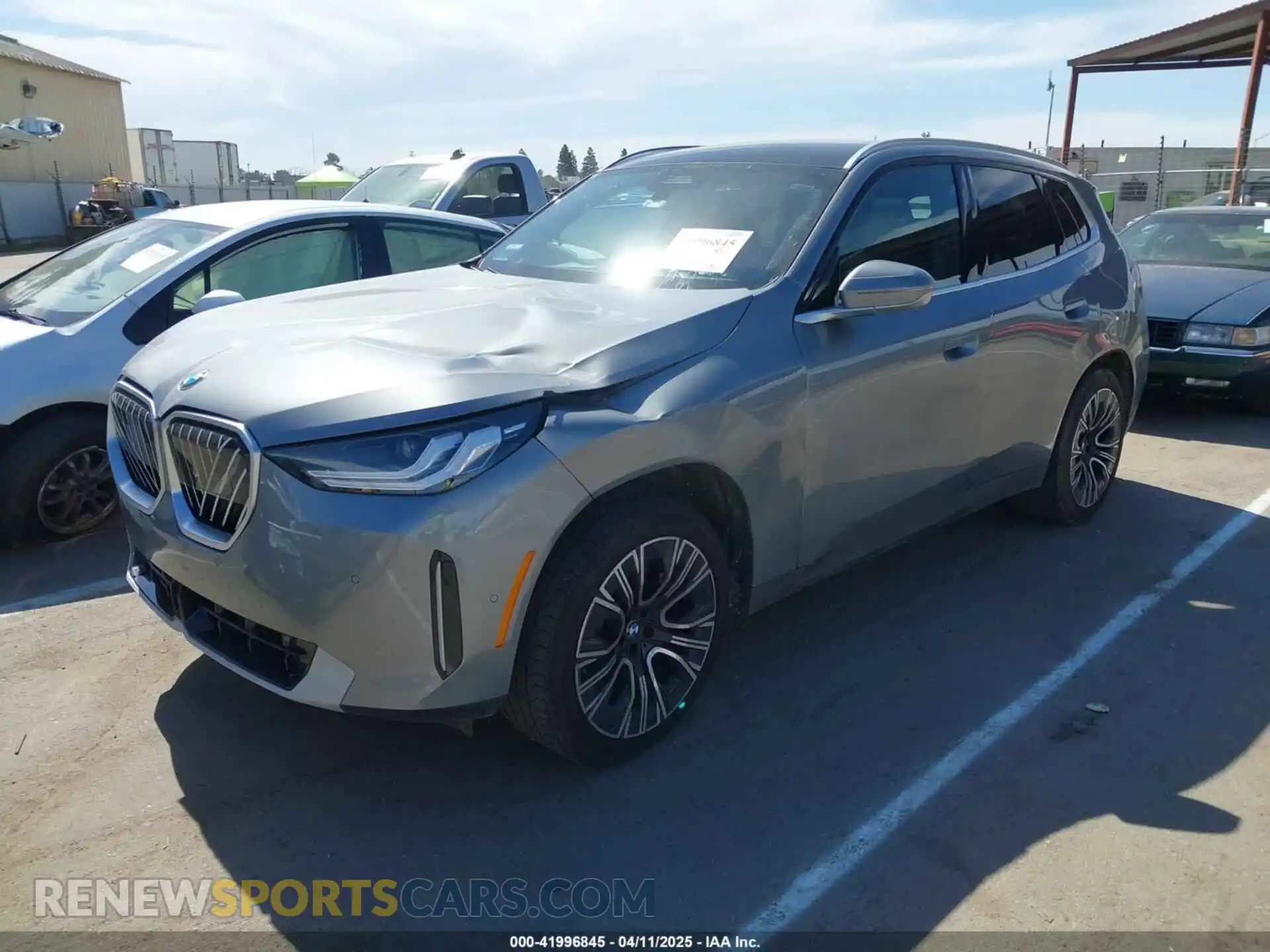 2 Photograph of a damaged car 5UX53GP04S9Y51212 BMW X3 2025