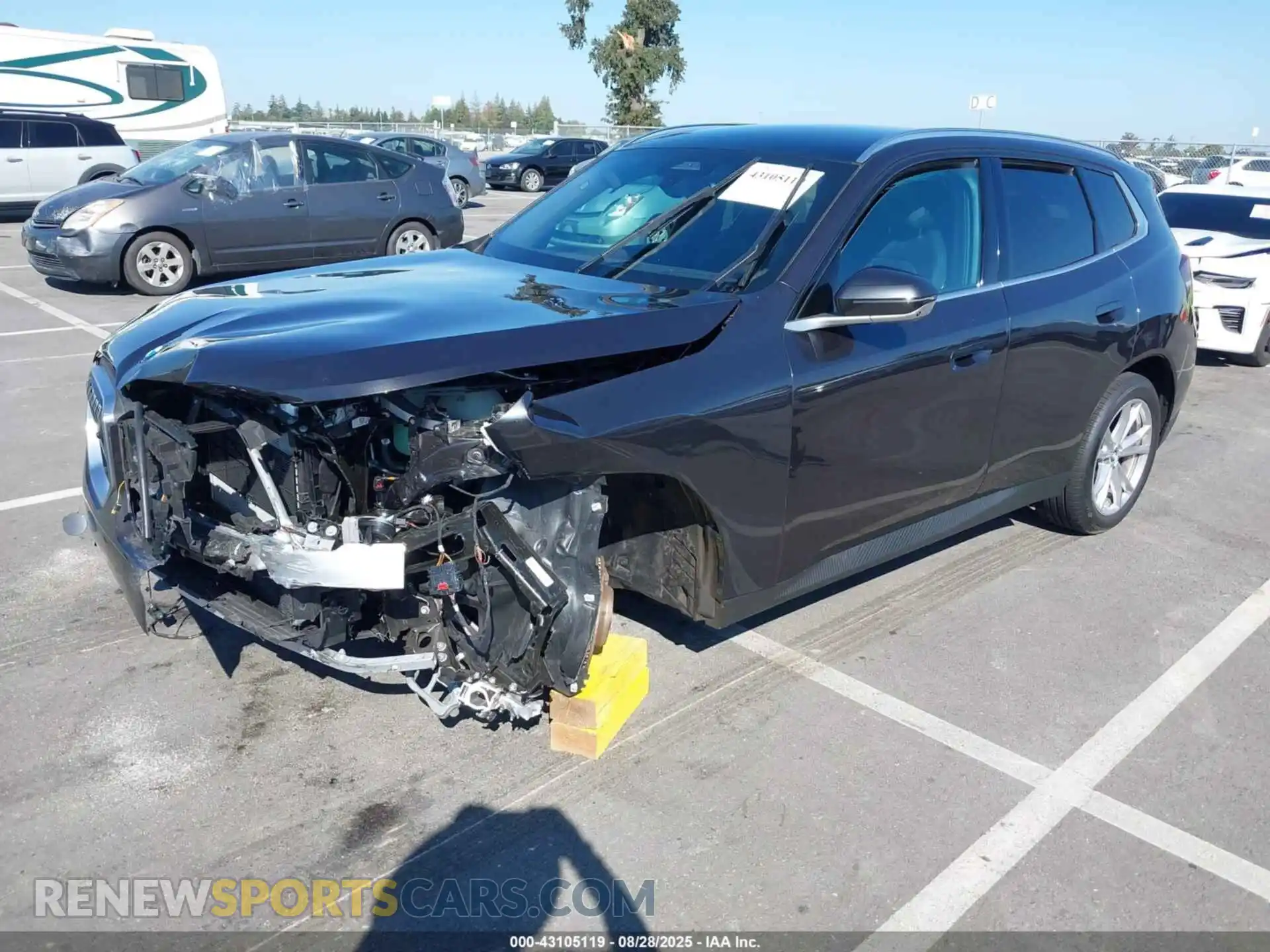 2 fotografías del automóvil dañado 5UX53GP05S9Z45003 BMW X3 2025