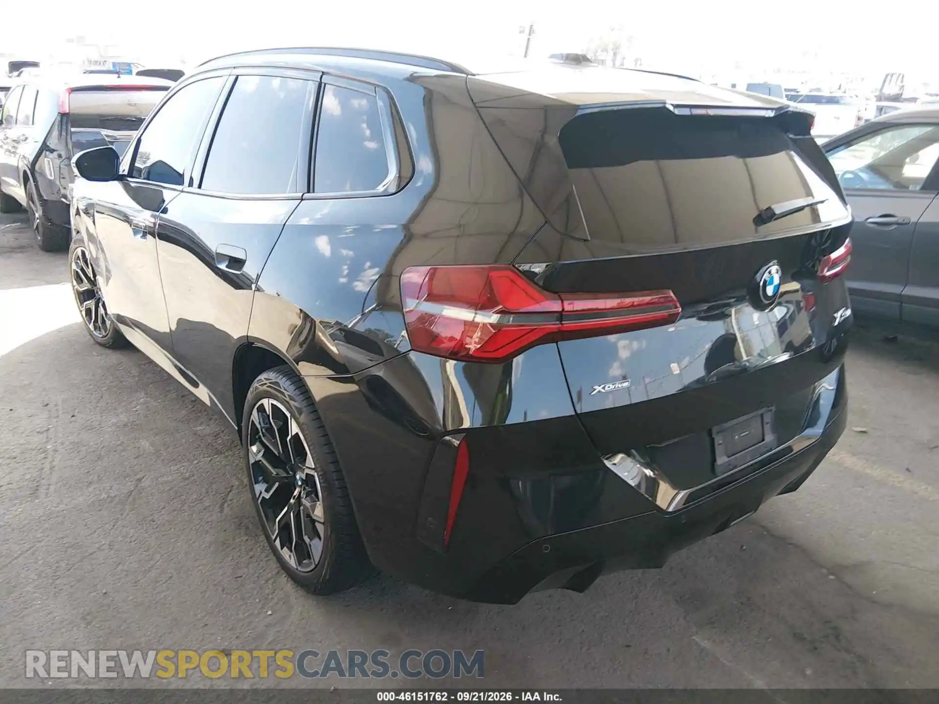 3 Photograph of a damaged car 5UX53GP06S9001680 BMW X3 2025