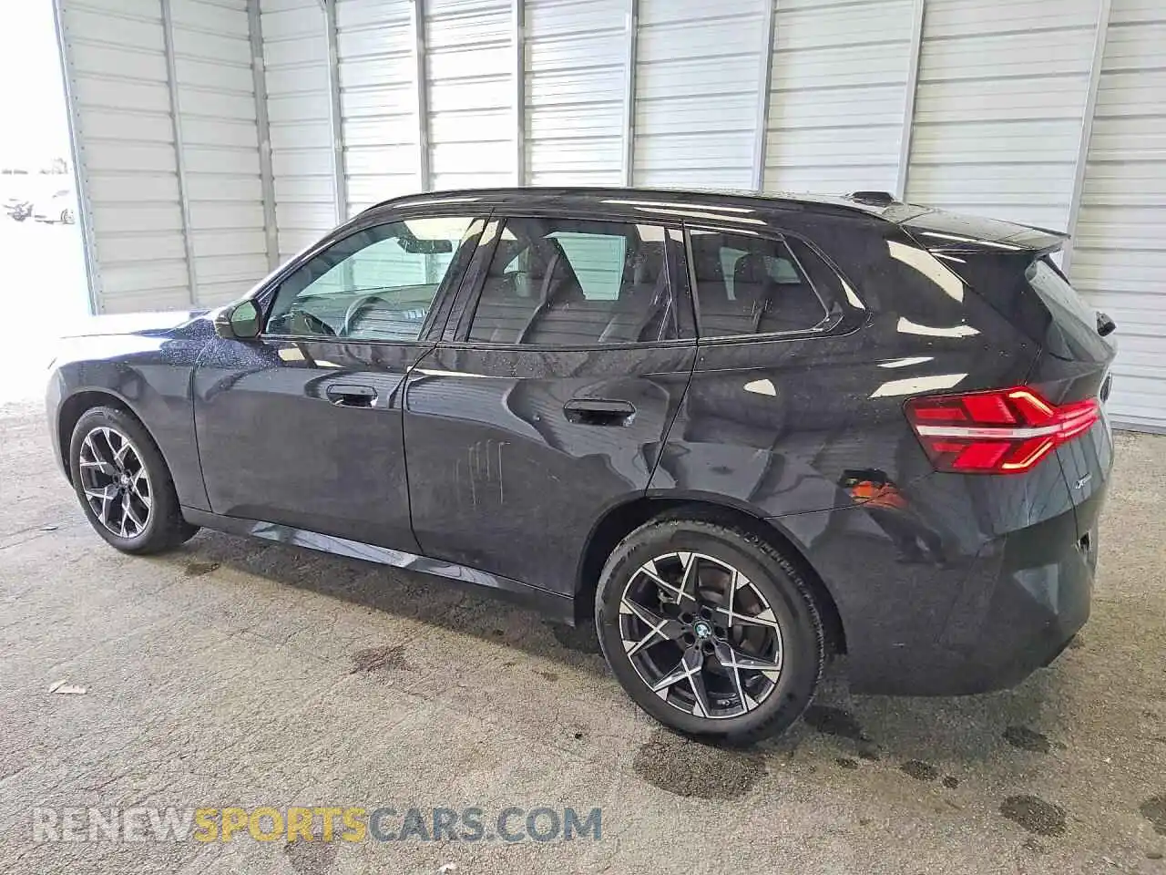 2 Photograph of a damaged car 5UX53GP06S9098847 BMW X3 2025