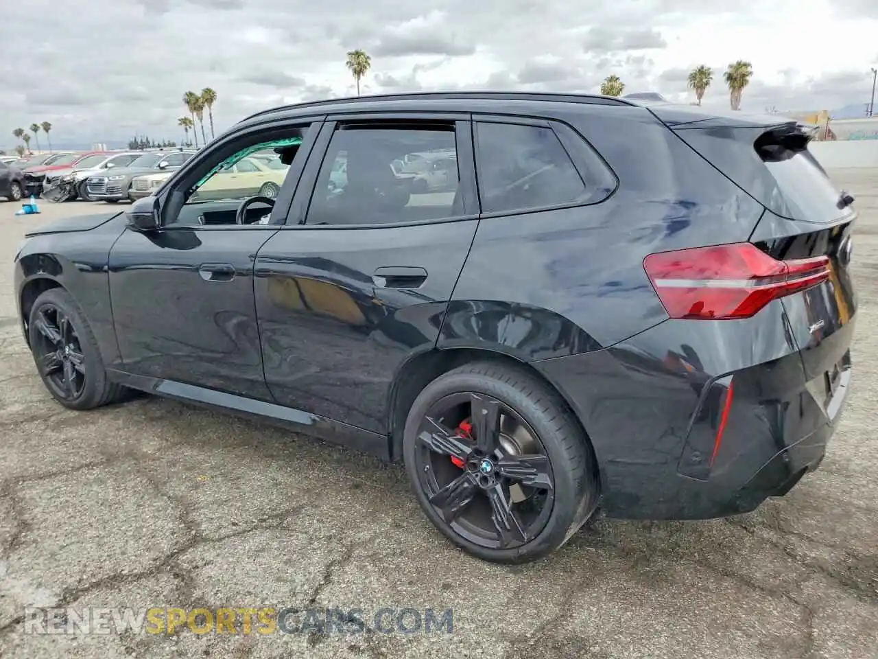2 fotografías del automóvil dañado 5UX53GP06S9Z27884 BMW X3 2025