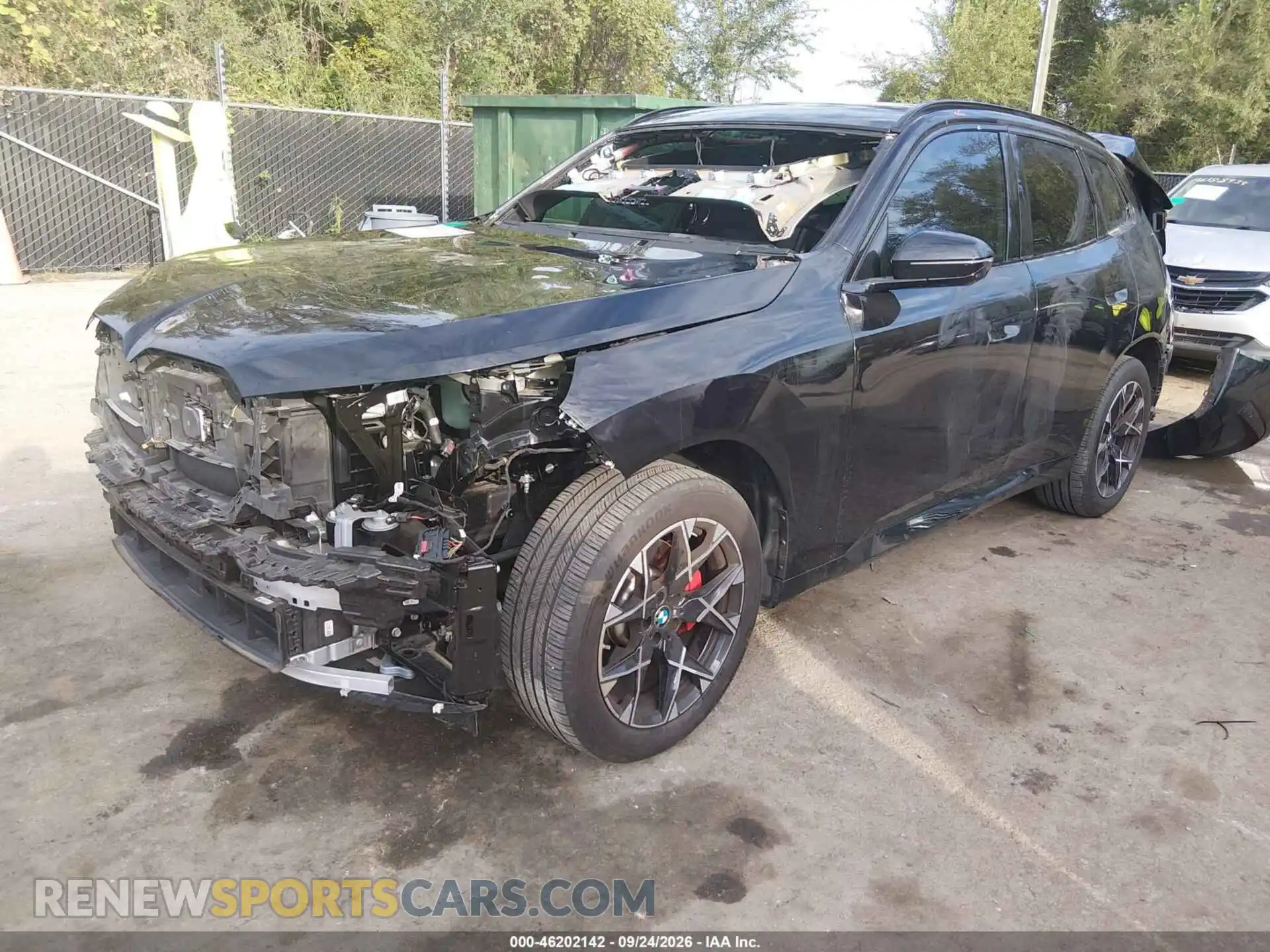2 Photograph of a damaged car 5UX53GP07S9080292 BMW X3 2025