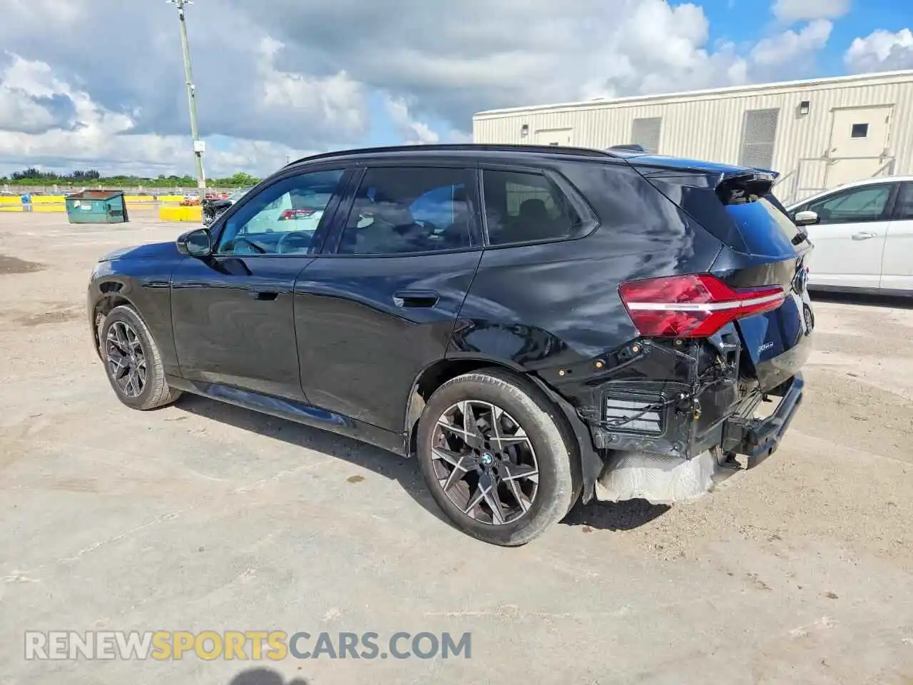 2 Photograph of a damaged car 5UX53GP08S9042568 BMW X3 2025