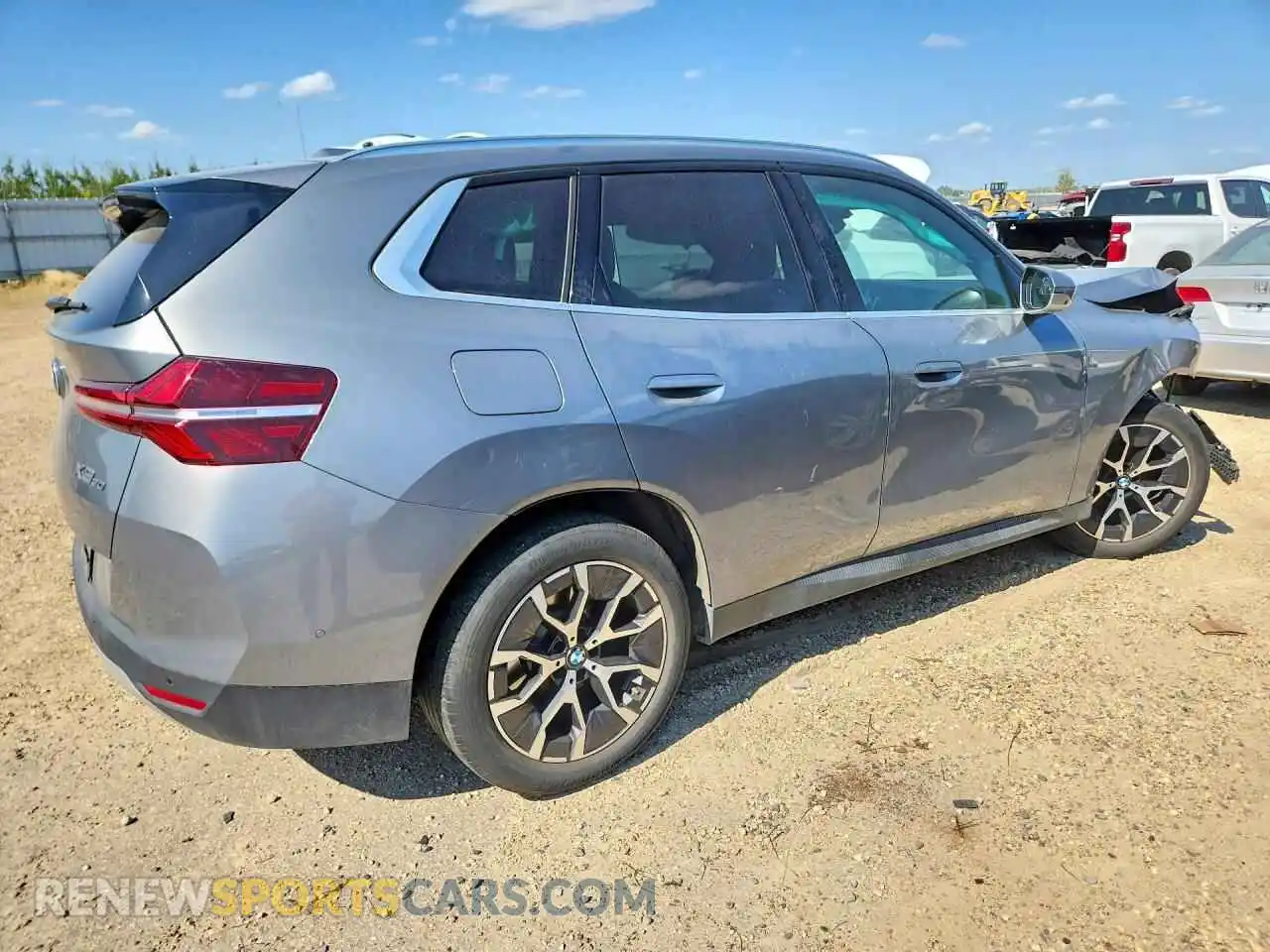 3 Фотография поврежденного автомобиля 5UX53GP09S9027898 BMW X3 2025