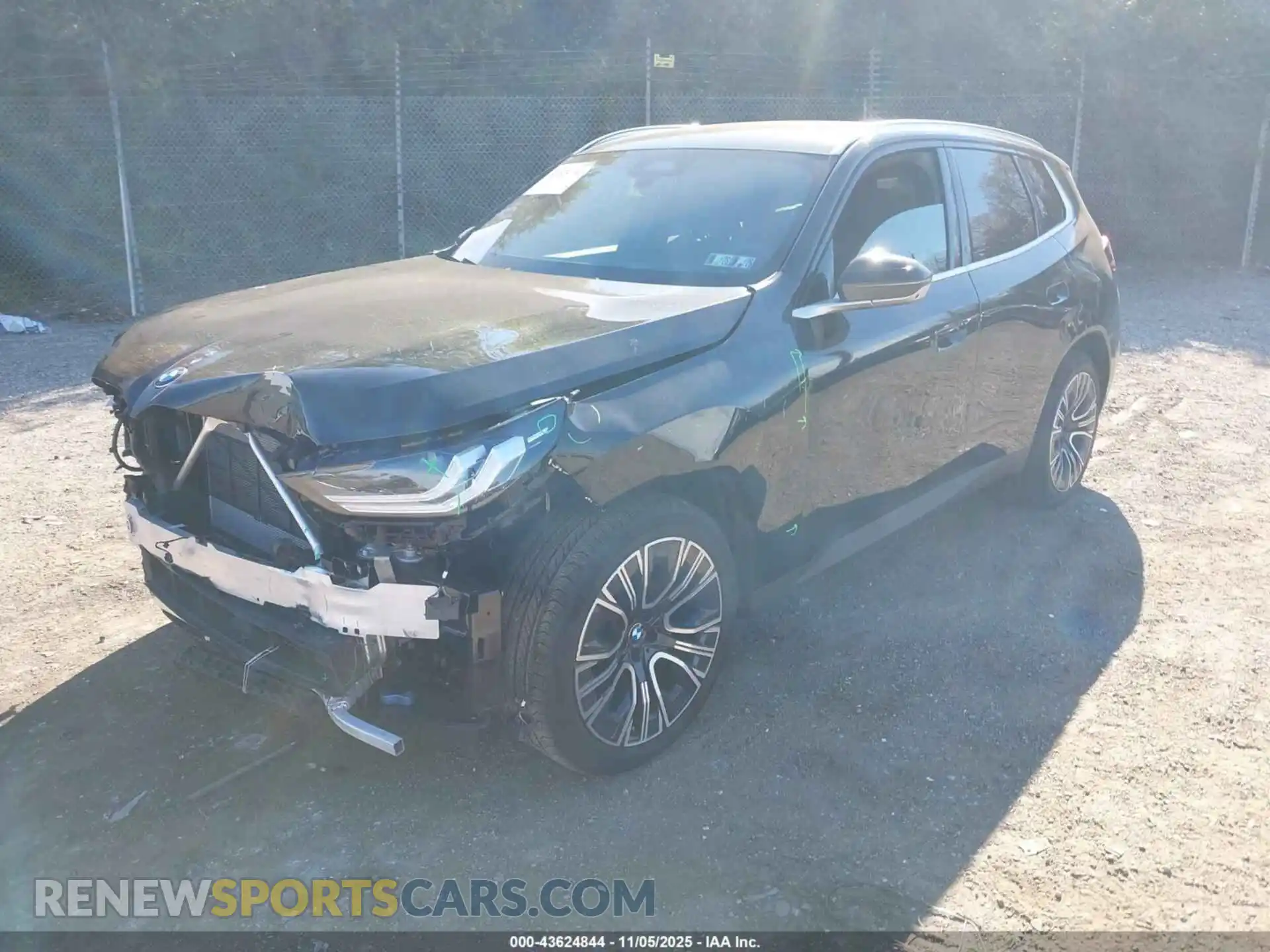 2 Фотография поврежденного автомобиля 5UX53GP0XS9034066 BMW X3 2025