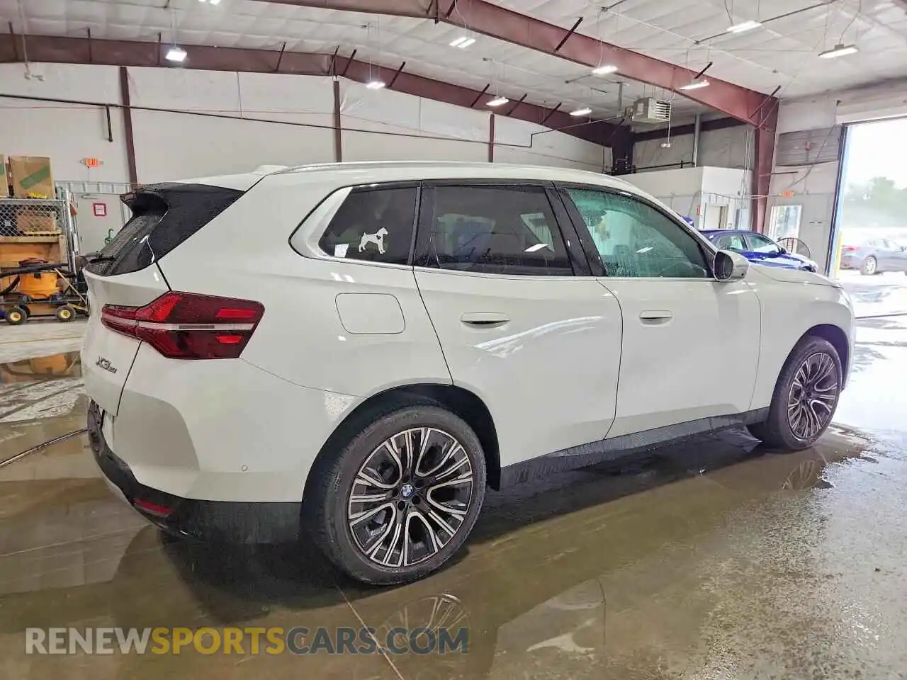 3 Photograph of a damaged car 5UX53GP0XS9047867 BMW X3 2025