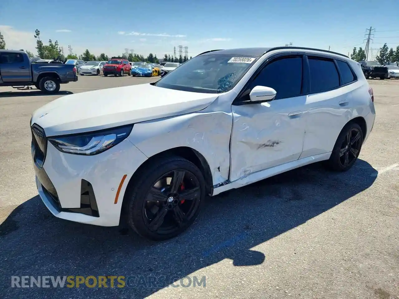 1 Photograph of a damaged car 5UX53GP0XS9088063 BMW X3 2025
