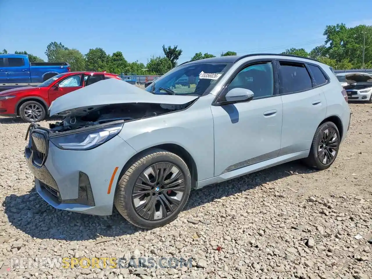 1 Photograph of a damaged car 5UX53GP0XS9098916 BMW X3 2025