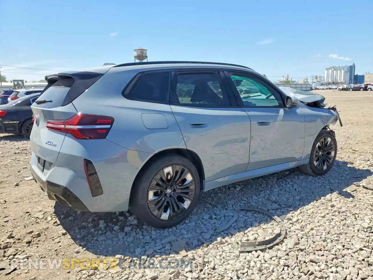 3 Photograph of a damaged car 5UX53GP0XS9098916 BMW X3 2025