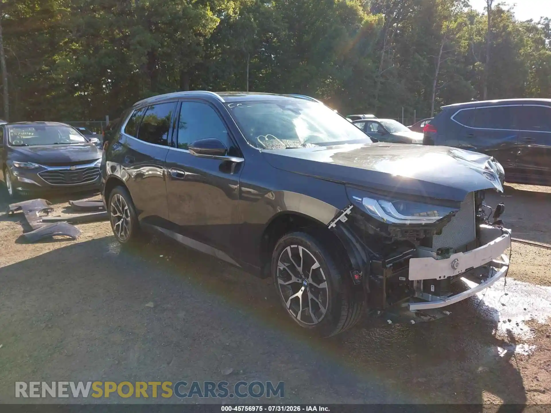 1 Photograph of a damaged car 5UX53GP0XS9Y42613 BMW X3 2025