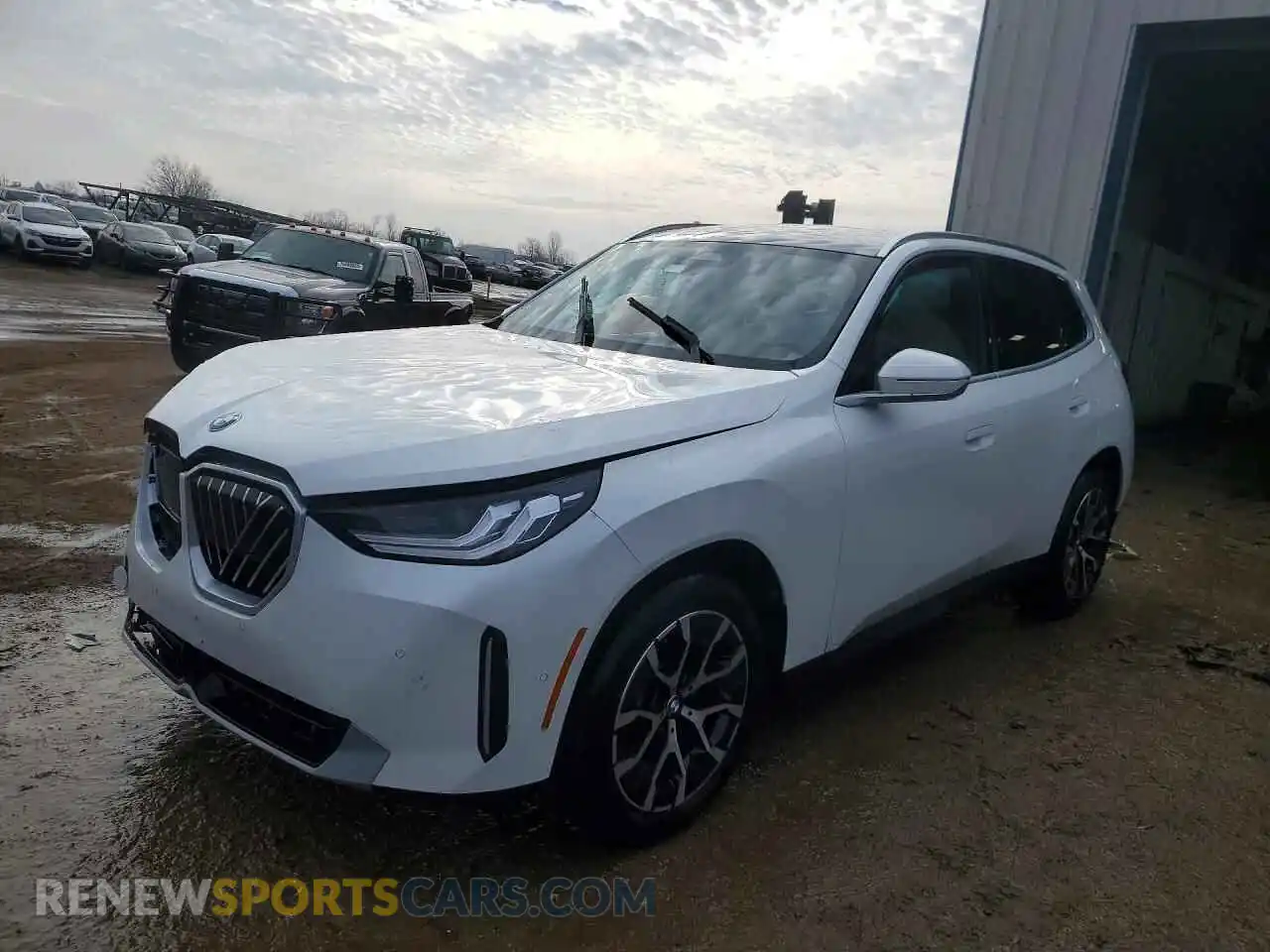 1 Photograph of a damaged car 5UX53GP0XS9Z07394 BMW X3 2025