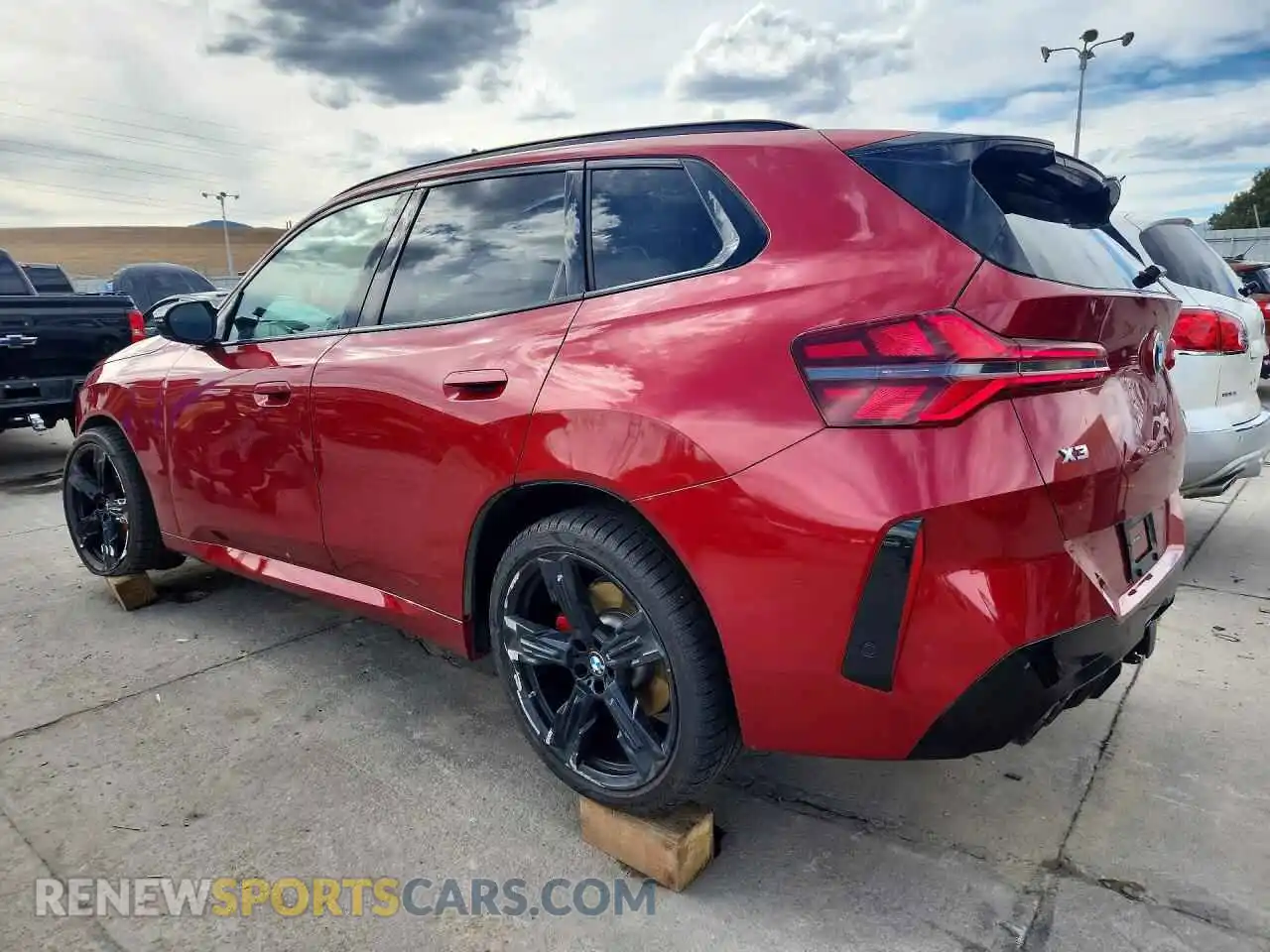 2 Photograph of a damaged car 5UX73GP01S9Y63780 BMW X3 2025