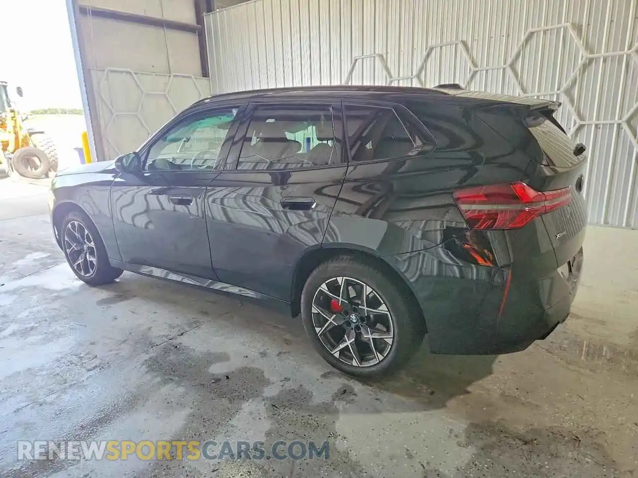 2 Photograph of a damaged car 5UX53GP02T9417999 BMW X3 2026