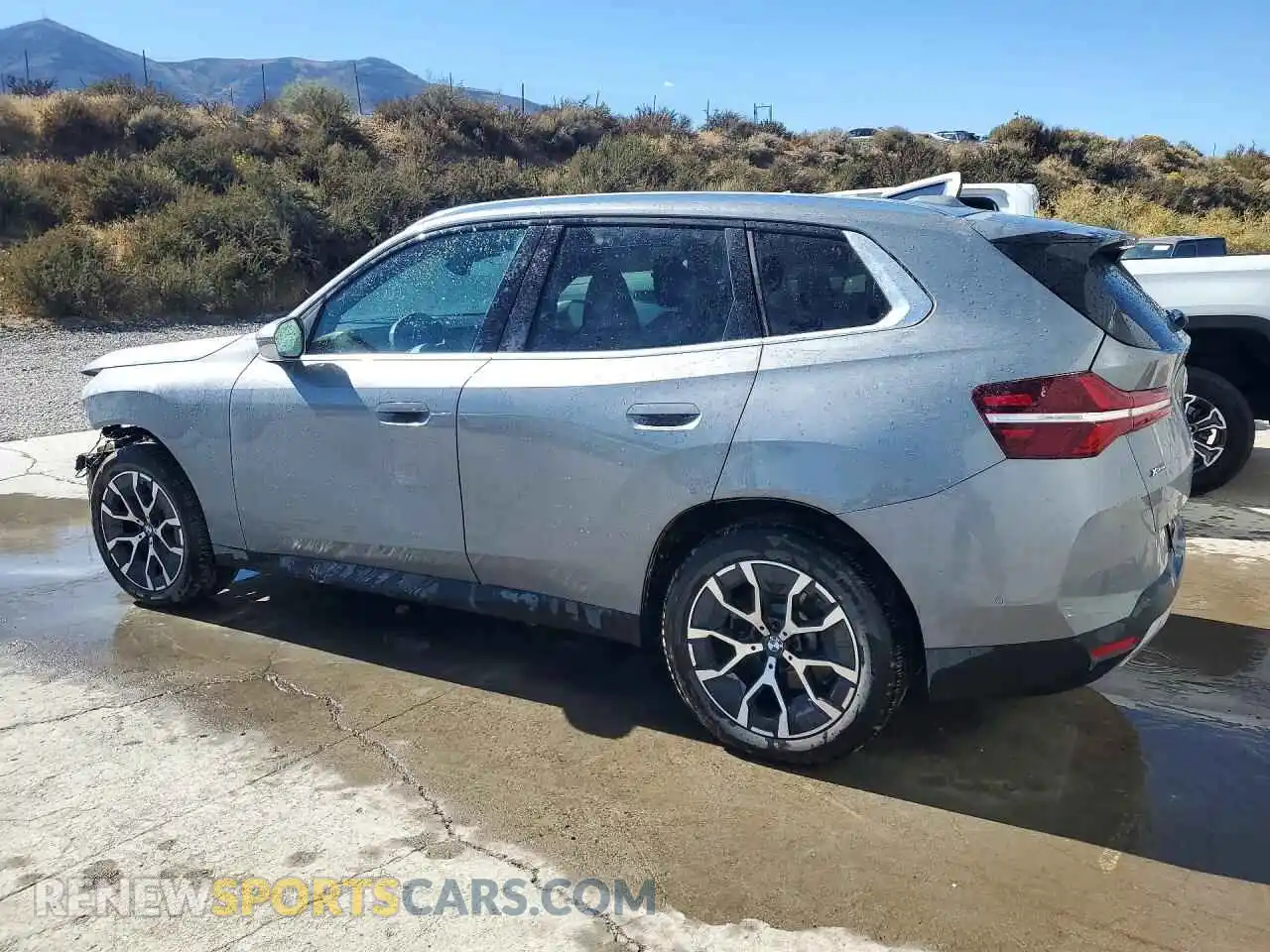 2 Photograph of a damaged car 5UX53GP04T9490517 BMW X3 2026