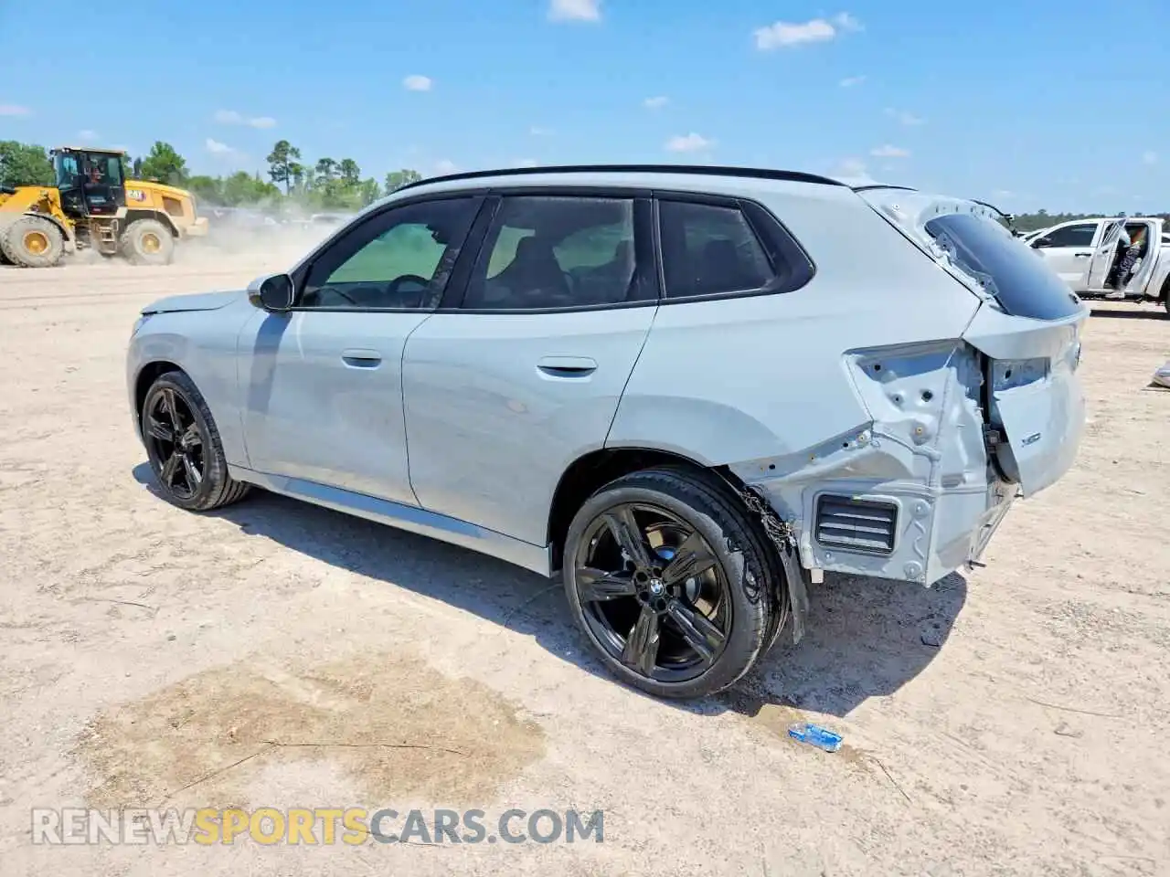 2 Photograph of a damaged car 5UX53GP05T9440676 BMW X3 2026