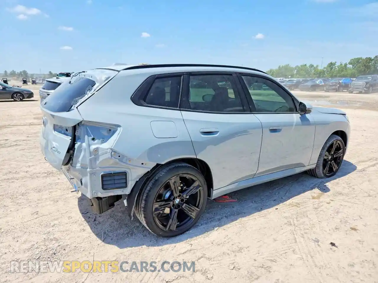 3 Photograph of a damaged car 5UX53GP05T9440676 BMW X3 2026