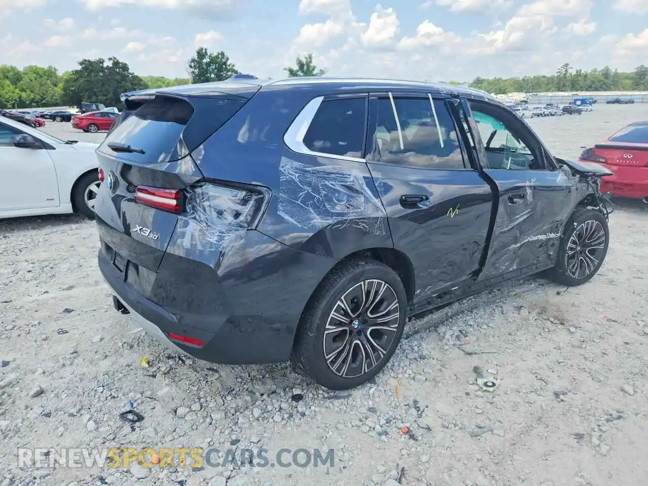 3 Photograph of a damaged car 5UX53GP08T9152294 BMW X3 2026