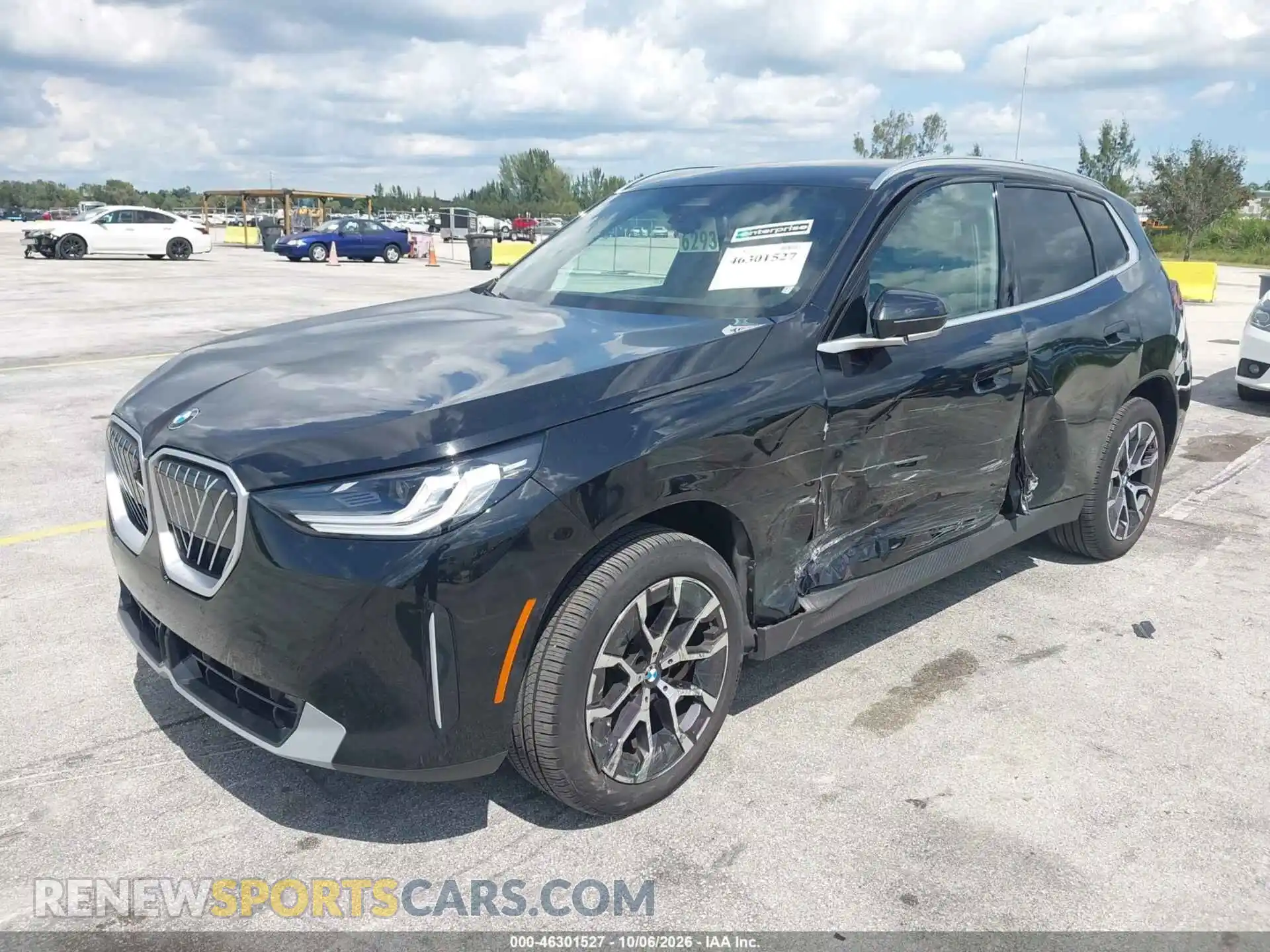 2 Photograph of a damaged car 5UX53GP0XT9324471 BMW X3 2026