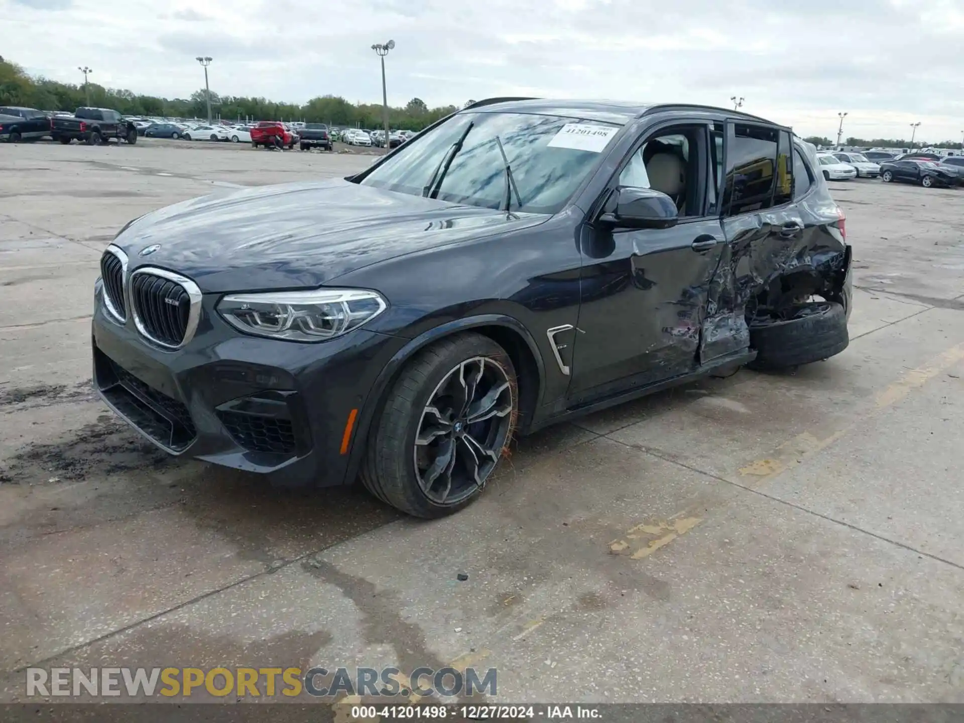 2 Photograph of a damaged car 5YMTS0C01LLT10364 BMW X3 M 2020