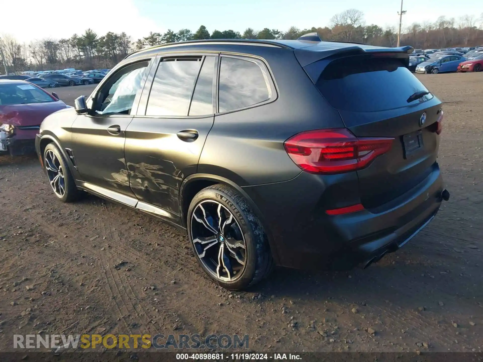 3 Photograph of a damaged car 5YMTS0C04L9B70097 BMW X3 M 2020