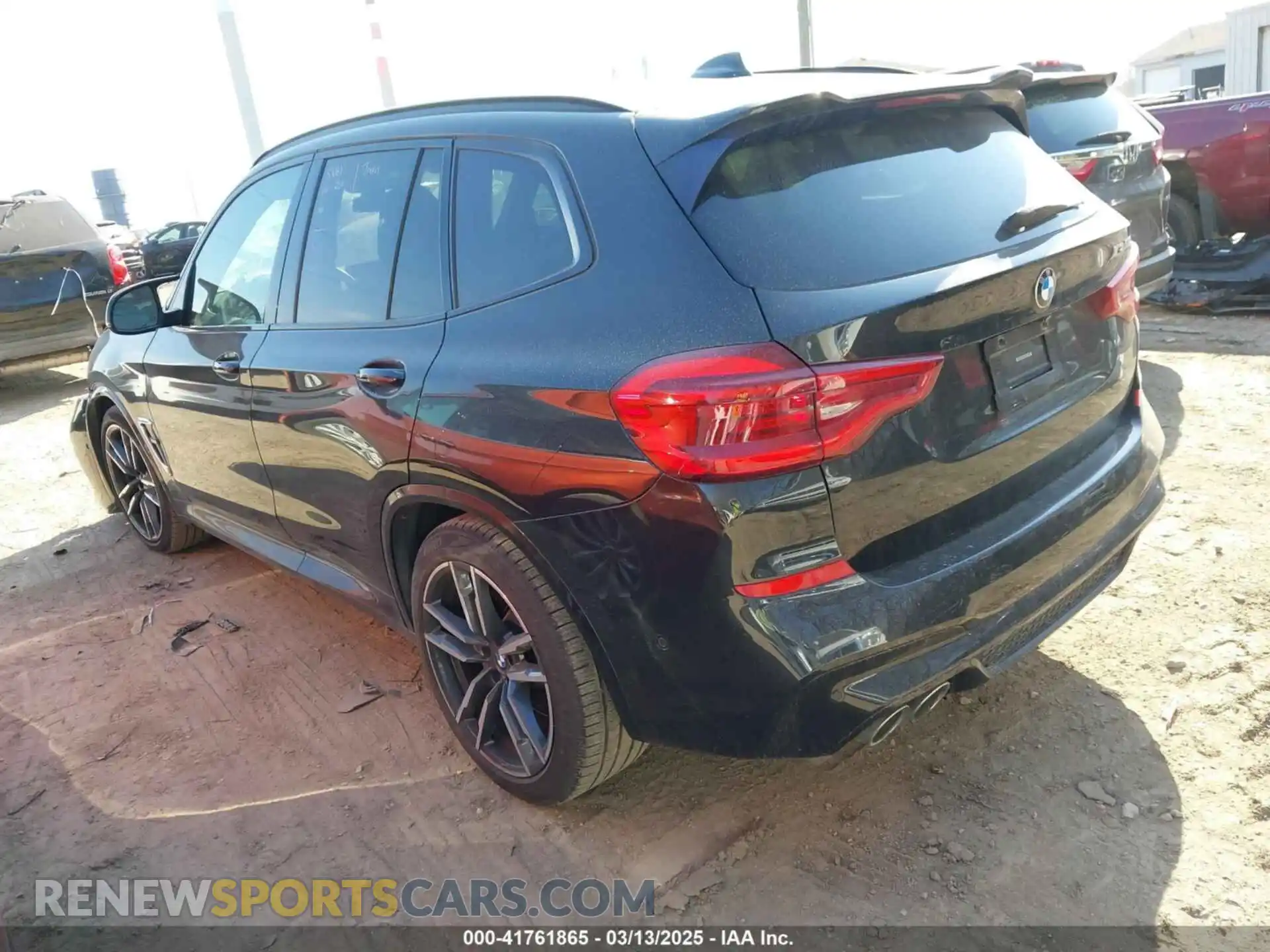 3 Photograph of a damaged car 5YMTS0C08L9B20402 BMW X3 M 2020