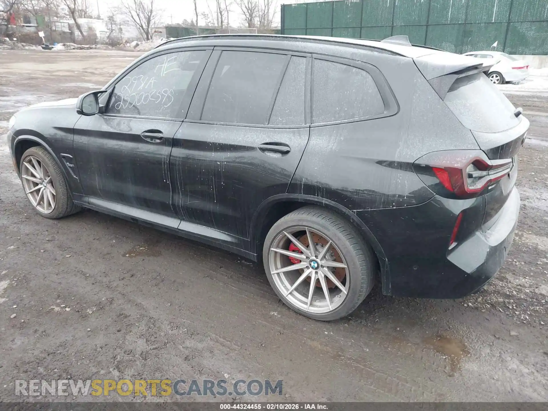 3 Photograph of a damaged car 5YM13EC00R9U41079 BMW X3 M 2024