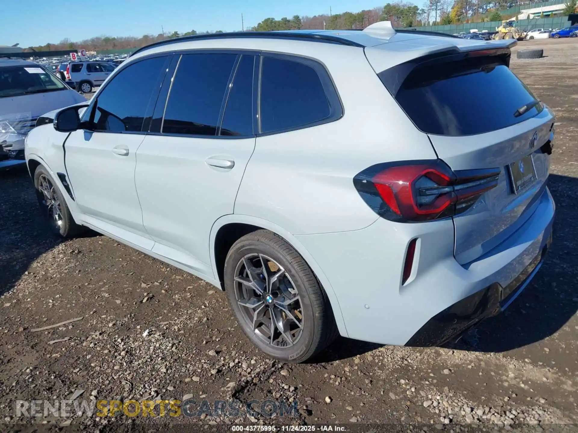 3 Photograph of a damaged car 5YM13EC03R9T66085 BMW X3 M 2024