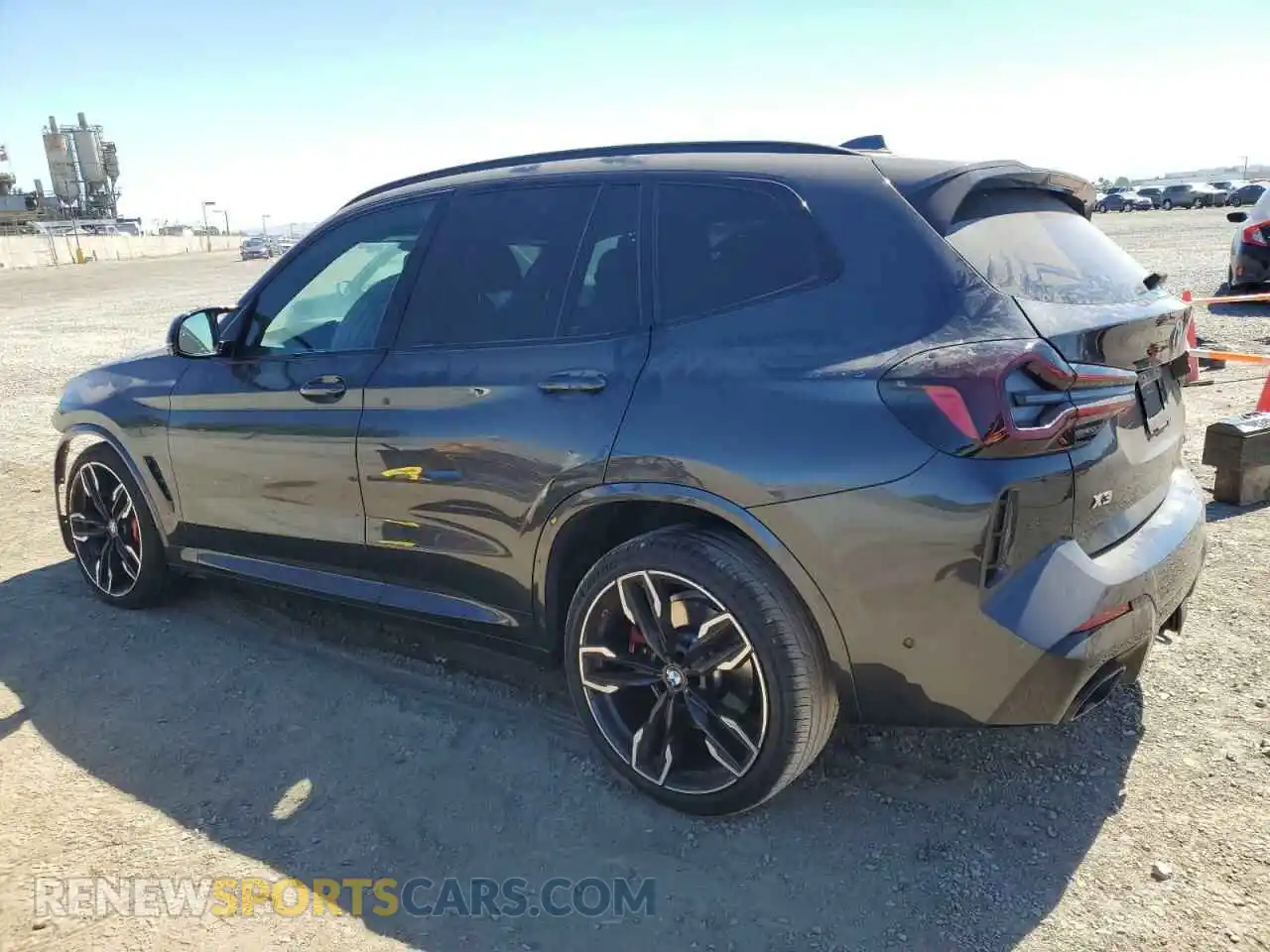 2 Photograph of a damaged car 5UX83DP04P9S02741 BMW X3 M40I 2023