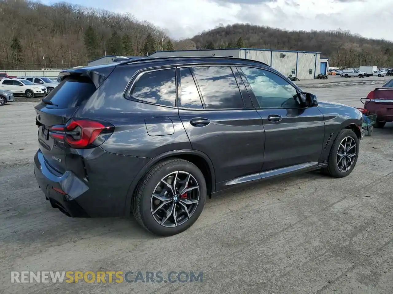 3 Photograph of a damaged car 5UX83DP07P9T12957 BMW X3 M40I 2023