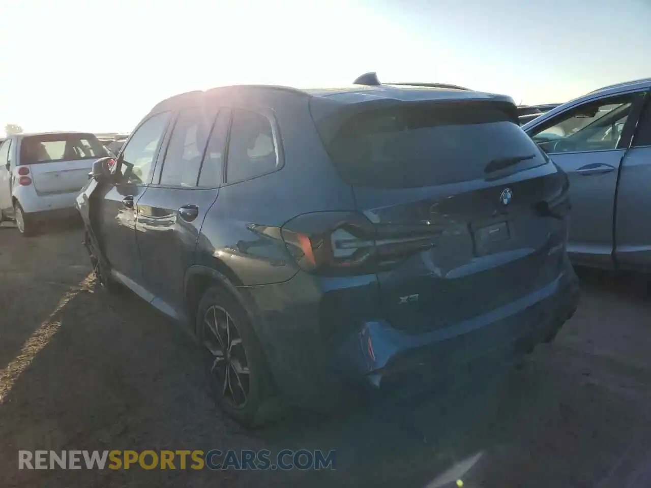 2 Photograph of a damaged car 5UX83DP08P9N63373 BMW X3 M40I 2023