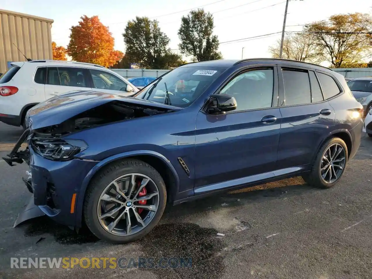 1 Photograph of a damaged car 5UX83DP08P9R98152 BMW X3 M40I 2023