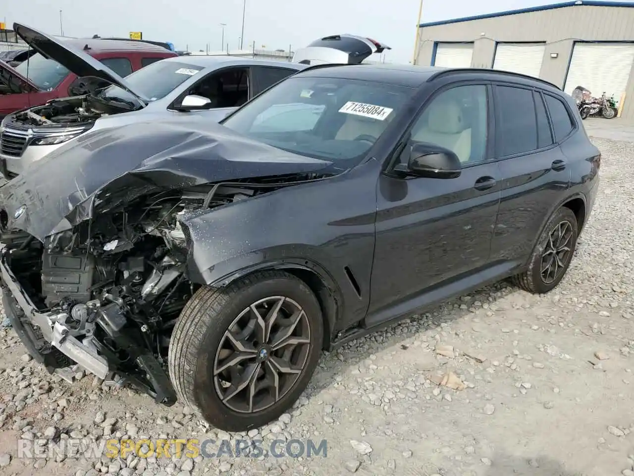 1 Photograph of a damaged car 5UX83DP08P9S39498 BMW X3 M40I 2023