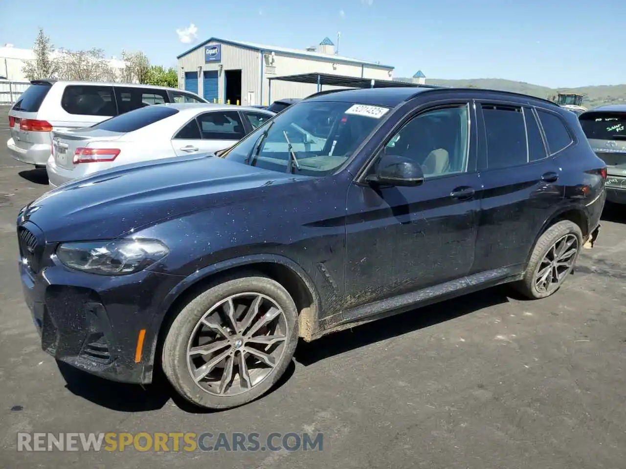 1 Photograph of a damaged car 5UX83DP0XP9P56592 BMW X3 M40I 2023