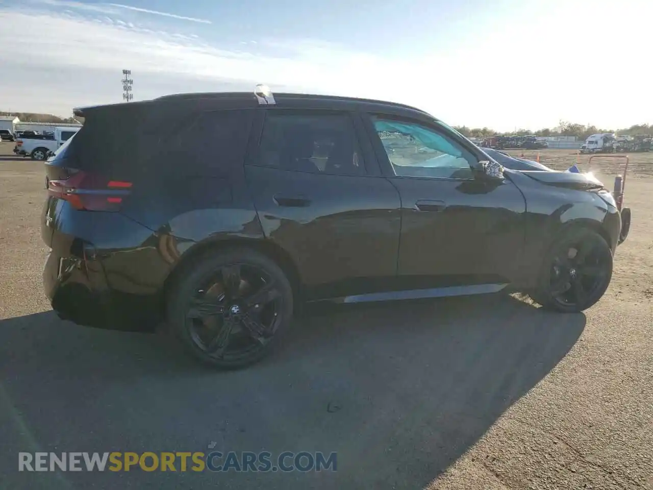 3 Photograph of a damaged car 5UX73GP07S9Z07376 BMW X3 M50 2025