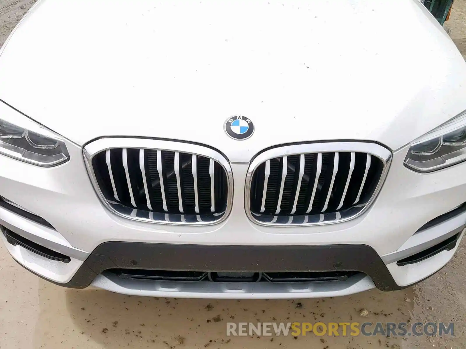 7 Photograph of a damaged car 5UXTR7C50KLF37523 BMW X3 SDRIVE3 2019