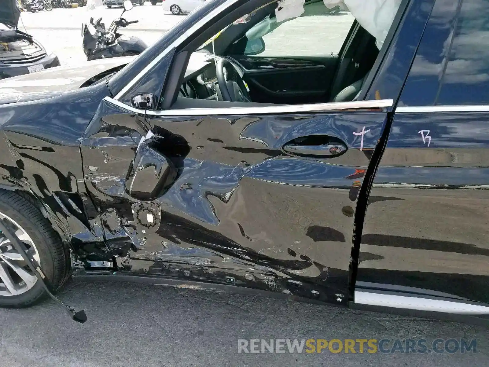 9 Photograph of a damaged car 5UXTR7C51KLR46675 BMW X3 SDRIVE3 2019